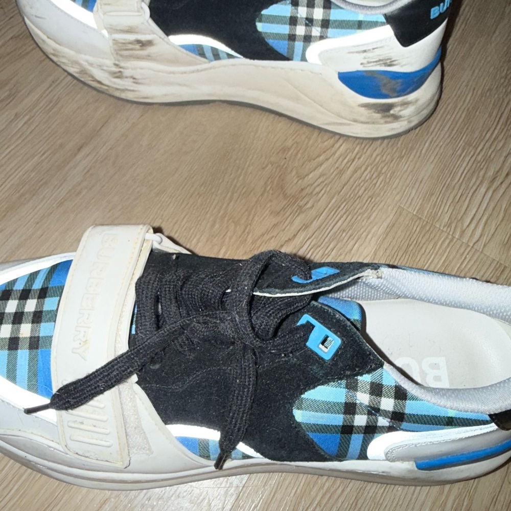 Burberry Mens Black and Blue Plaid Sneakers. As Is